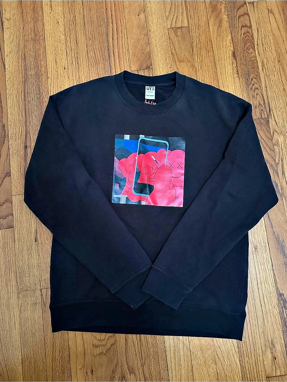 Uniqlo KAWS x Uniqlo Warhol Graphic Sweatshirt Black Warhol Graphic Sweatshirt